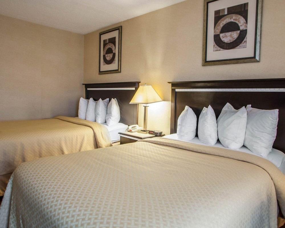 Quality Inn Aurora - Naperville Area Extérieur photo