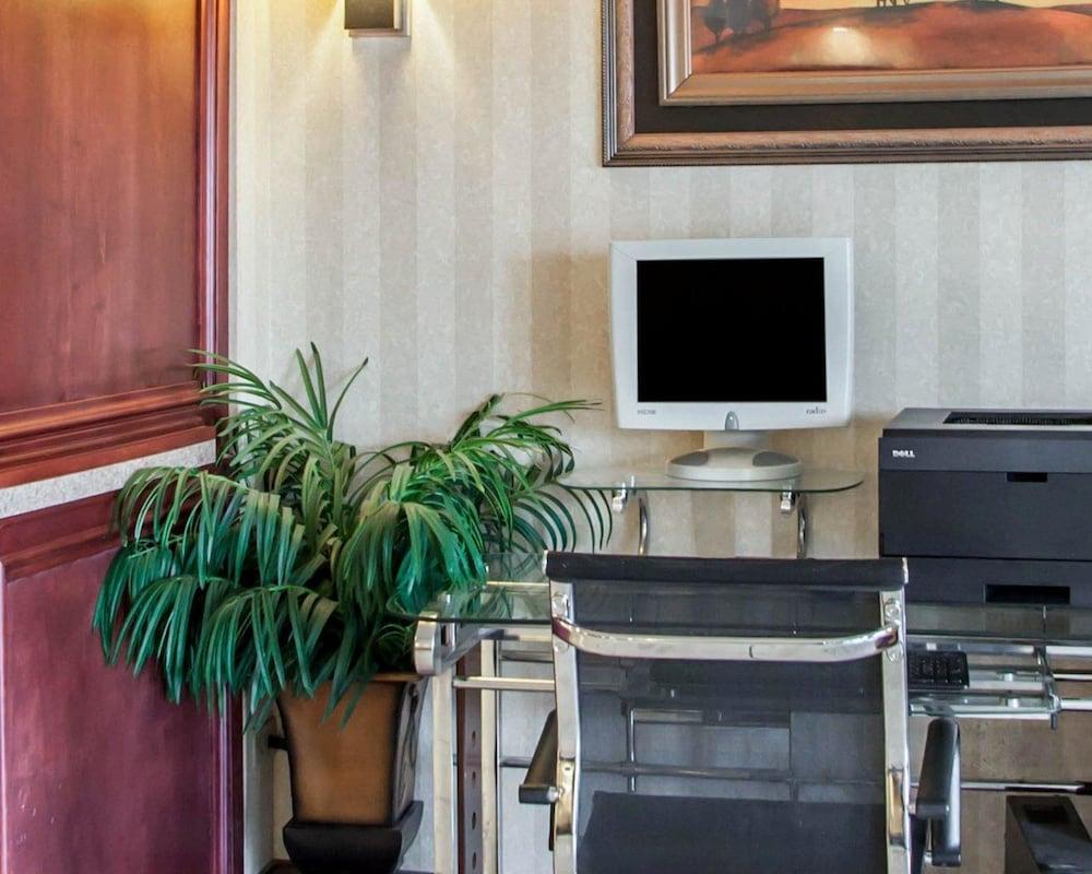 Quality Inn Aurora - Naperville Area Extérieur photo